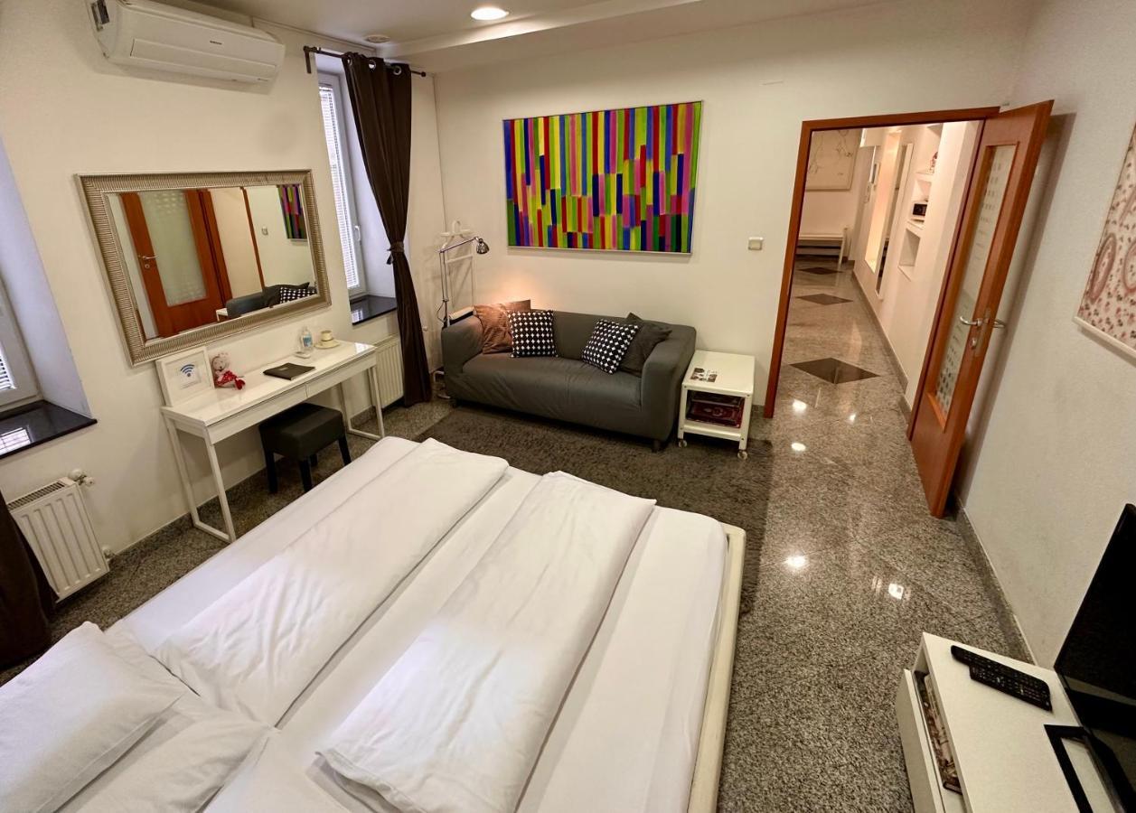 Smart Apartment Загреб Екстериор снимка
